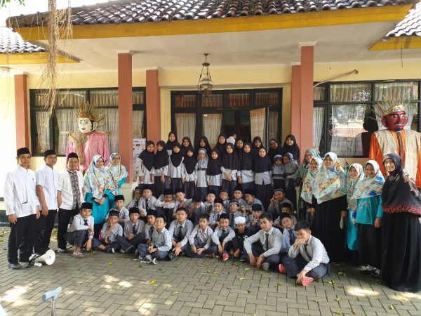 Bakti sosial ke Dinas sosial 2018